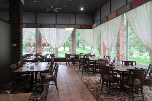 Quality Inn & Suites image 12